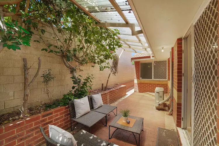 Fifth view of Homely semi-detached listing, 34 Drabble Road, Scarborough WA 6019