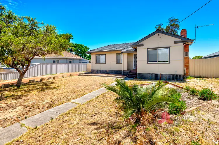52 Hands Avenue, Carey Park WA 6230