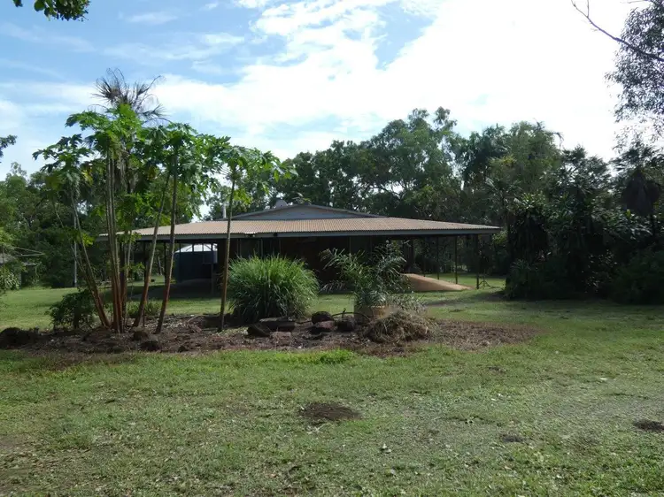 50 Scrutton Road, Livingstone NT 822