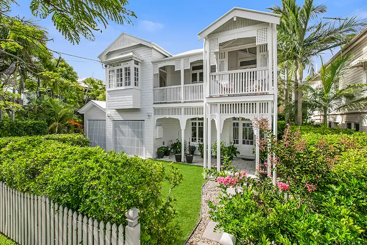 3 Nelson Street, Kalinga QLD 4030