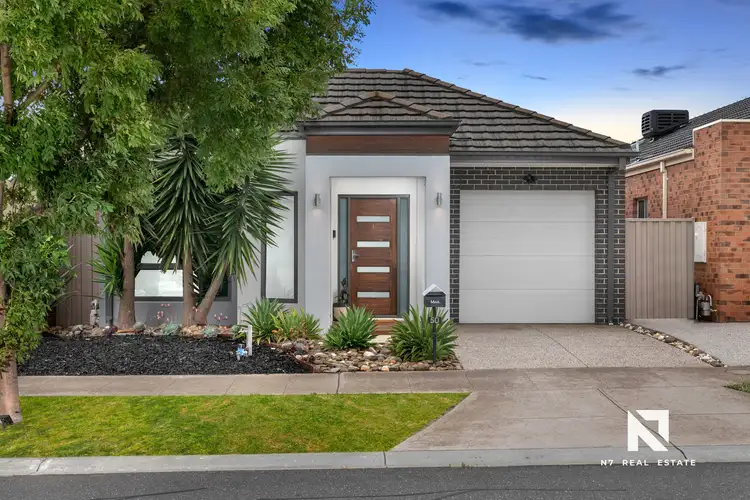 50 Mount Way, Caroline Springs VIC 3023