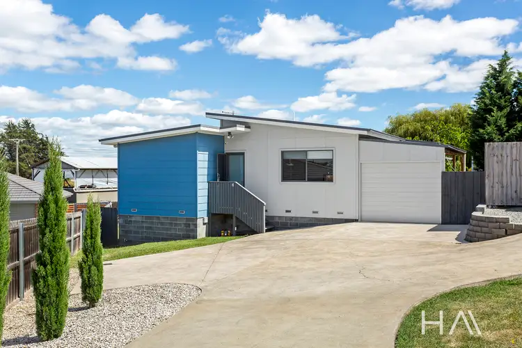 2/7 Ford Court, Newnham TAS 7248