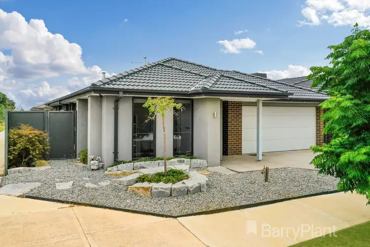 27 Lancers Drive, Harkness VIC 3337