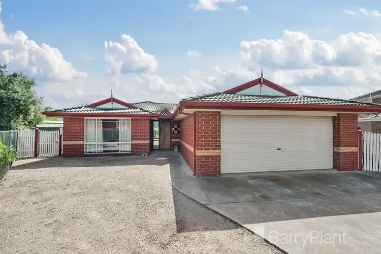 13 McIvor Court, Melton West VIC 3337