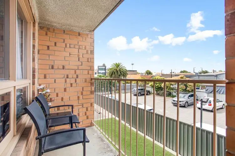 8/12 Gordon Street, Glenelg SA 5045