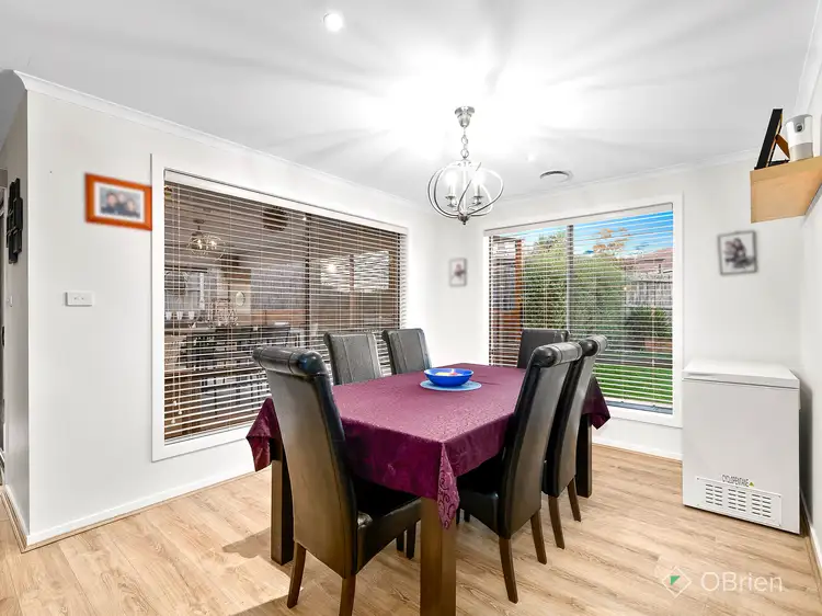Sixth view of Homely house listing, 5 Maltby Court, Berwick VIC 3806