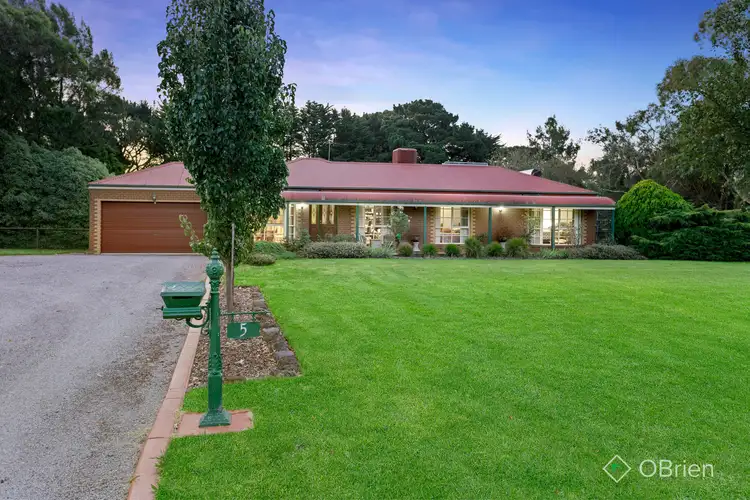 5 Meadow View Road, Somerville VIC 3912