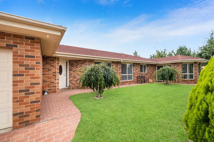 2 Clarendon Street, Amaroo ACT 2914