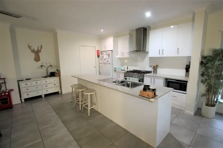 Second view of Homely house listing, 39 McLachlan Circuit, Willow Vale QLD 4209