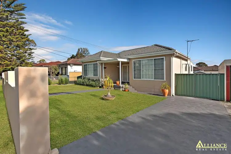 11 Greenway Parade, Revesby NSW 2212