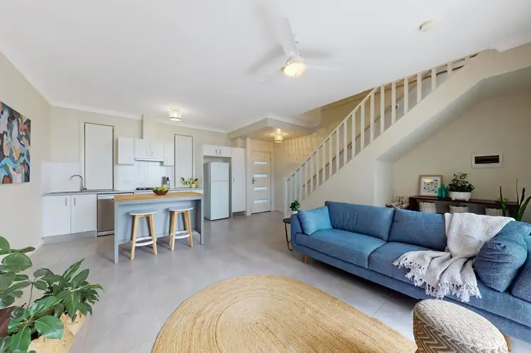 Main view of Homely unit listing, 10/8 Goodwin Street, Jesmond NSW 2299