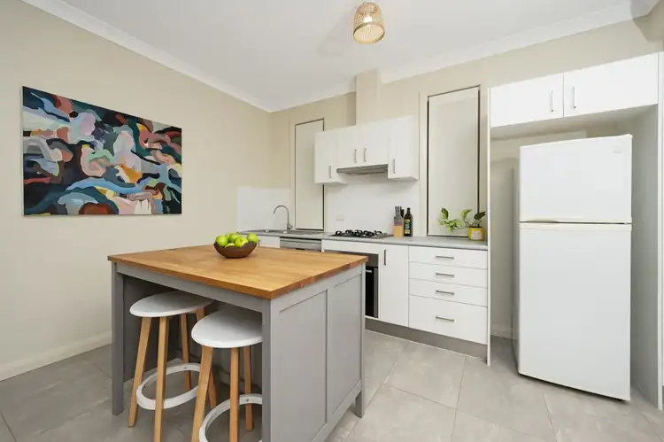 Fifth view of Homely unit listing, 10/8 Goodwin Street, Jesmond NSW 2299