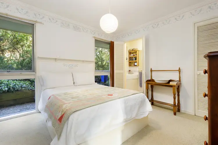Sixth view of Homely house listing, 6 Pinnaroo Court, Greensborough VIC 3088