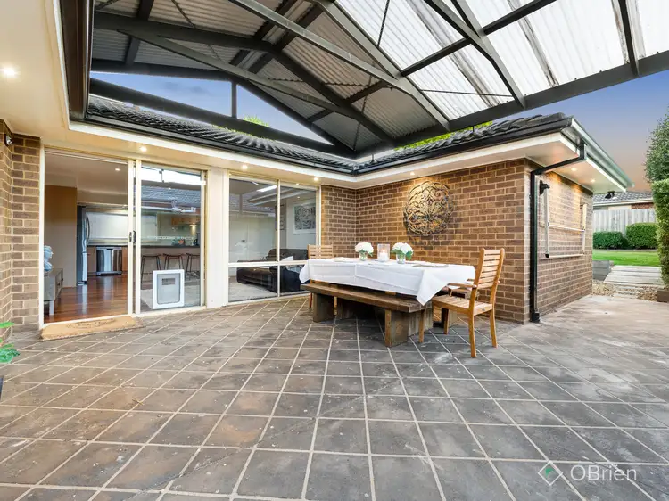 Second view of Homely house listing, 4 St Peters Close, Carrum Downs VIC 3201