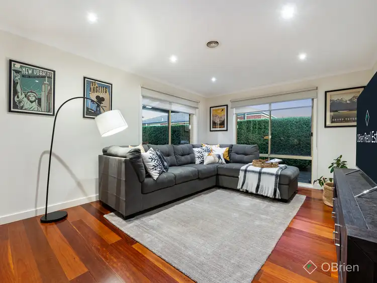 Sixth view of Homely house listing, 4 St Peters Close, Carrum Downs VIC 3201