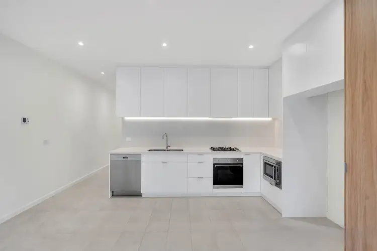 Third view of Homely house listing, 7 Livingstone Circuit, Mulgrave VIC 3170