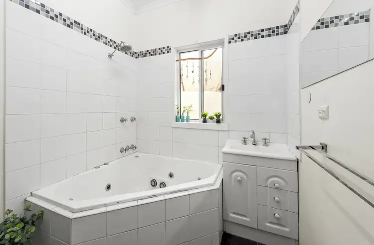 Fifth view of Homely house listing, 7 Marks Street, Colac VIC 3250