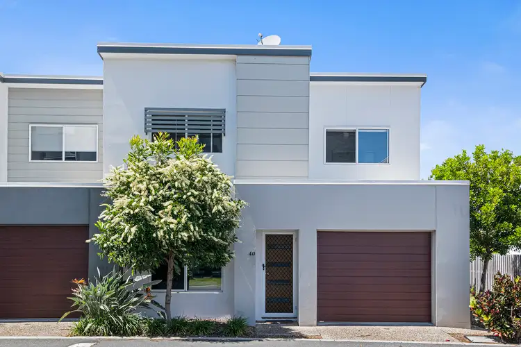 40/400 Tingal Road