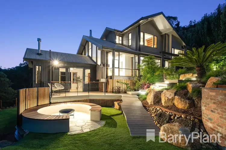 25 Watersedge Terrace, Highton VIC 3216