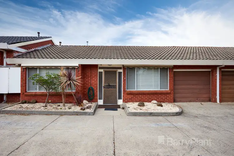 2/43 Chandler Road