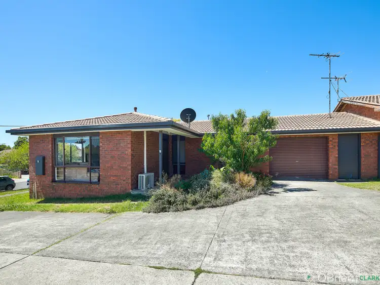 Main view of Homely unit listing, 2/14 Somerset Drive, Warragul VIC 3820