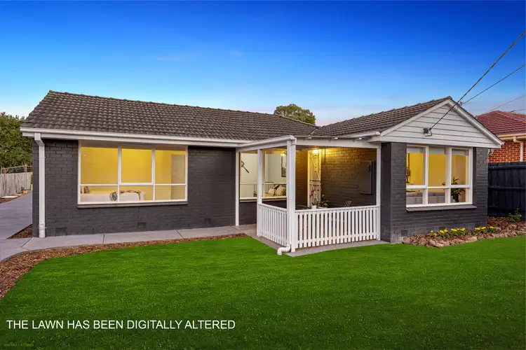 32 Zina Grove, Mooroolbark VIC 3138