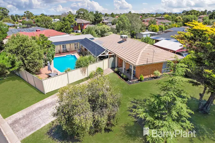 48 Chelmsford Way, Melton West VIC 3337