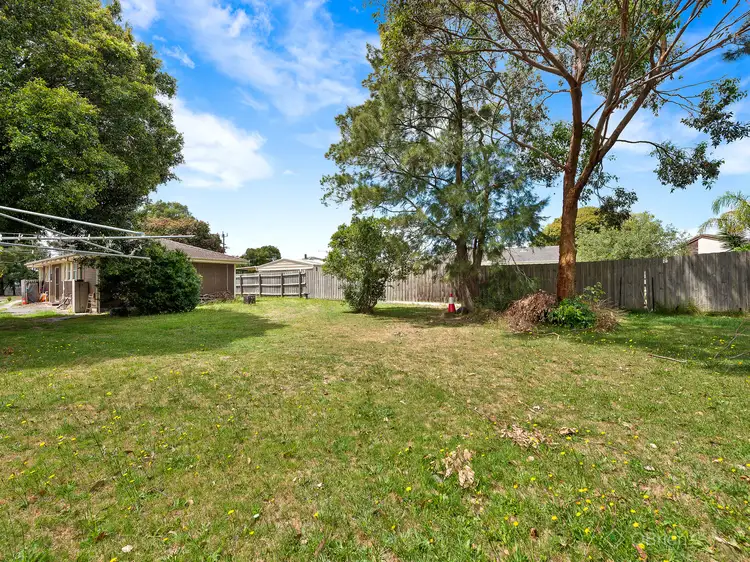 Fourth view of Homely house listing, 15 Valepark Crescent, Cranbourne VIC 3977