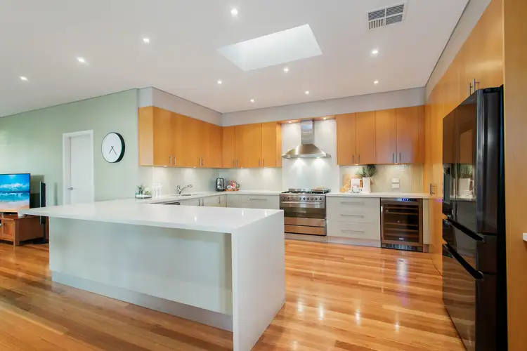 Fifth view of Homely house listing, 10 Cromerty Place, Glenhaven NSW 2156