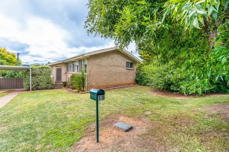 11 Pirani Place