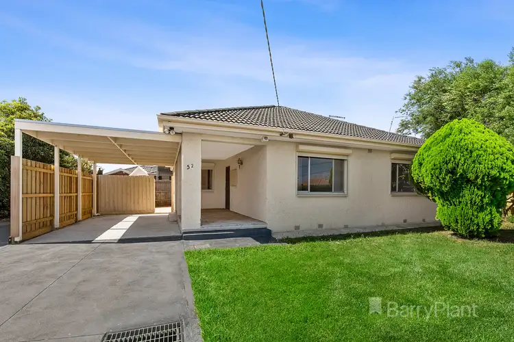 1/52 Disraeli Street, St Albans VIC 3021
