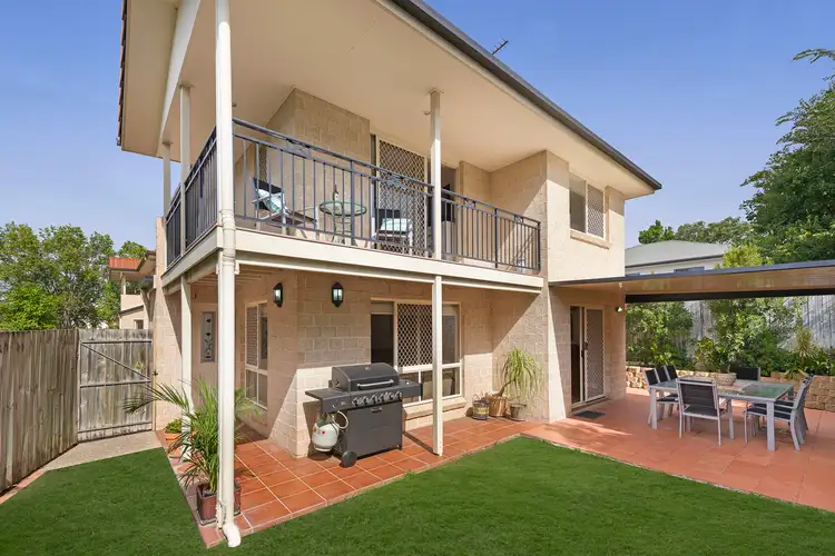 2/56 Adelaide Street, Carina QLD 4152