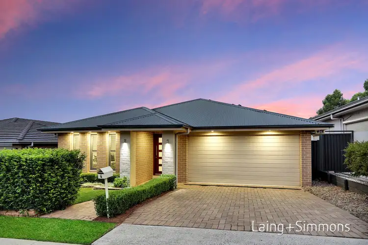 4 Watkin Street, Jordan Springs NSW 2747