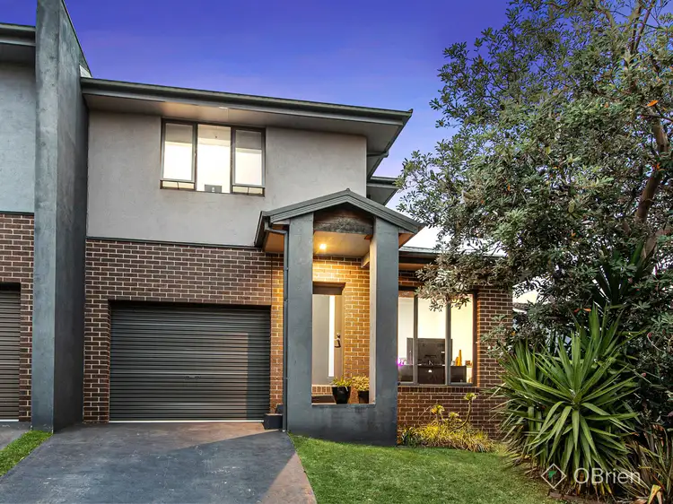 21B Karingal Drive, Frankston VIC 3199