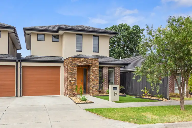 17 Sutton Avenue, Boronia VIC 3155