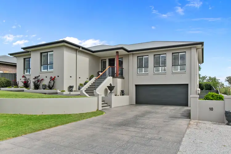 10 Semillon Drive, Tamworth NSW 2340