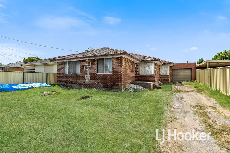 25 First Avenue, Dandenong North VIC 3175