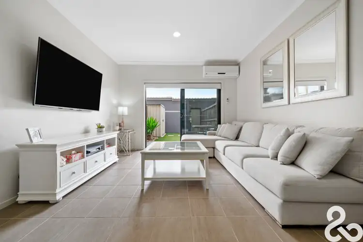 Third view of Homely townhouse listing, 38 Grenville Walk, Lalor VIC 3075