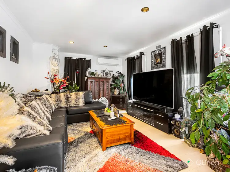 Second view of Homely house listing, 7 Ivy Court, Frankston North VIC 3200