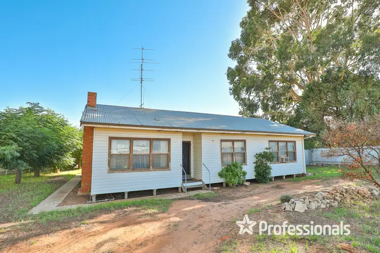 Second view of Homely house listing, 139 Azolia Street, Red Cliffs VIC 3496