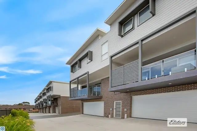 Main view of Homely townhouse listing, 2/37 Bridge Street, Coniston NSW 2500