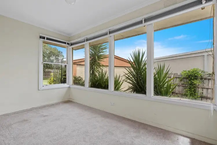 Sixth view of Homely house listing, 8 Mutual Court, Forest Hill VIC 3131