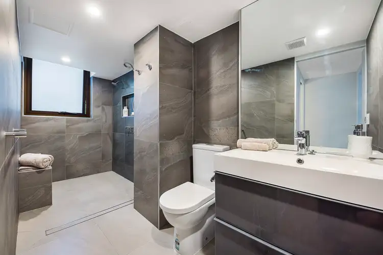 Seventh view of Homely unit listing, 1/219 Surf Parade, Surfers Paradise QLD 4217