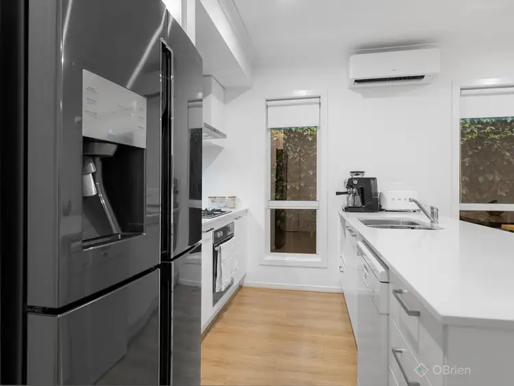 Sixth view of Homely house listing, 14 Invermay Way, Clyde VIC 3978
