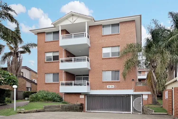 11/28-30 White Avenue, Bankstown NSW 2200