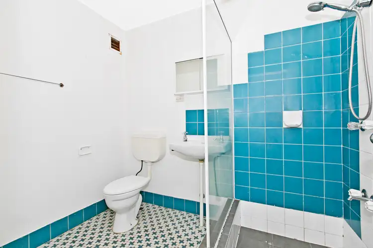 Sixth view of Homely unit listing, 8/27 The Esplanade, St Lucia QLD 4067