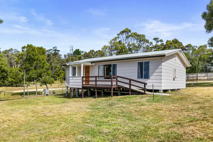 11 Noyes Road, White Beach TAS 7184
