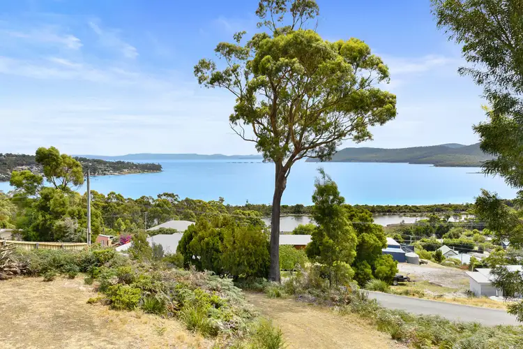 78 Lagoon Road, White Beach TAS 7184