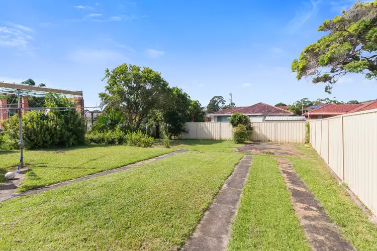 Fifth view of Homely house listing, 17 Duncan Street, Balgownie NSW 2519