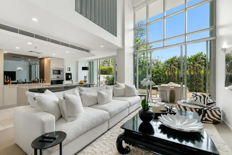 2002/1 Lennie Avenue, Main Beach QLD 4217